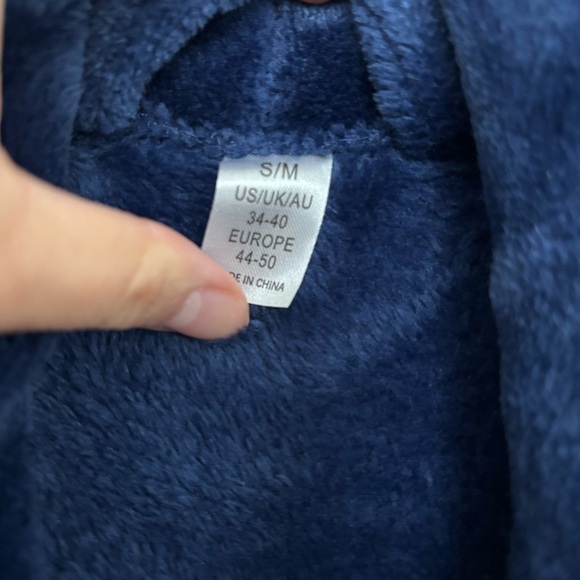 Navy Plush Robe - Picture 3 of 5